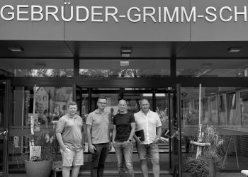 Vertreter der Freien Johannes Brenz Schule beim Besuch der Gebrüder-Grimm-Schule in Hamm zum Austausch über Schulentwicklung und die Gründung einer freien Grundschule